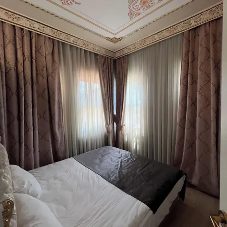 Mihri Hatun Suite 3*