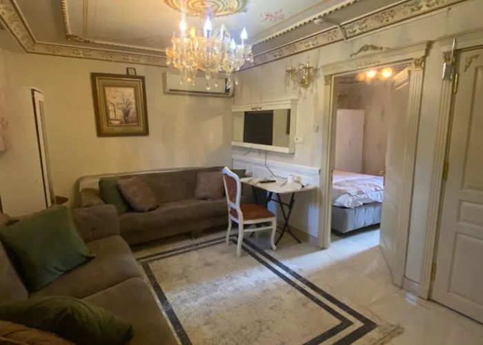 מלון דירות Mihri Hatun 3*